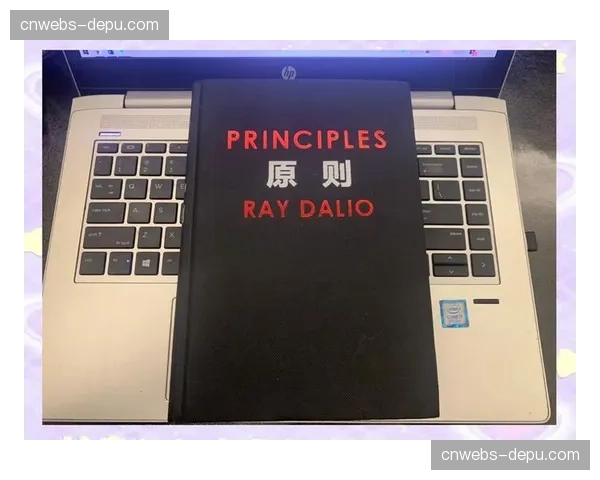 专访裁判丹尼尔·施拉格：解释在高速转换中判断“有利进攻”原则的挑战
