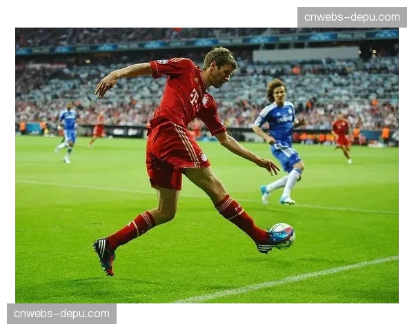 人物聚焦：老将穆勒替补登场送出关键传中，助拜仁绝平，展现经验价值