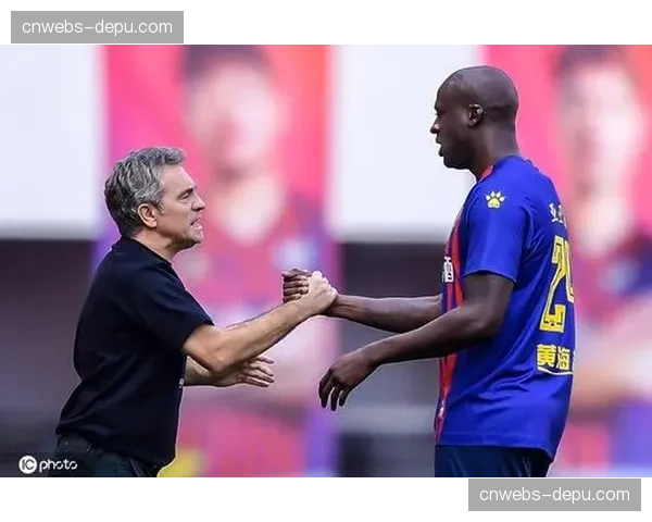 曼城助教利略专访：详解球队如何通过训练提高由守转攻的决策速度